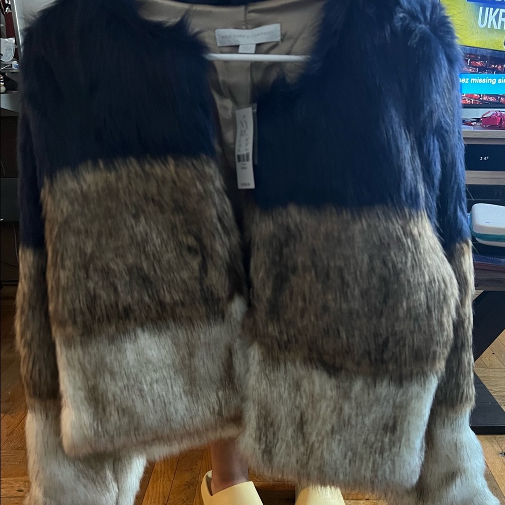 Womens faux fur from New York and company size S